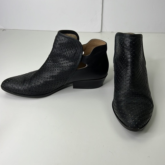 Geox black leather ankle bootie with  sparkle - Picture 3 of 10